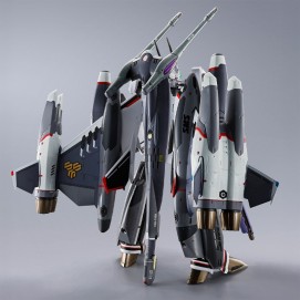 TORNADO MESSIAH VALKYRIE ALTO SAOTOME USE REVIVAL VERSION FIGURA 25 CM MACROSS FPRECIO NETO / FECHA LIMITE 27/12/2024