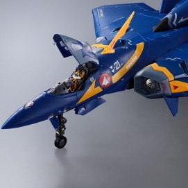 YF-21 GULD GOA BOWMAN FIG. 28 CM MACROSS PLUS DX CHOGOKIN