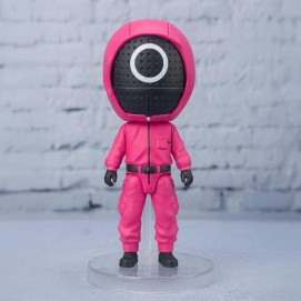 MASKED WORKER FIGURA 9 CM SQUID GAME FIGUARTS MINI                              PRECIO NETO / FECHA LIMITE: 25/07/2022