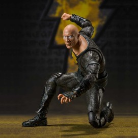 BLACK ADAM FIGURA 16.5 CM DC SH FIGUARTS