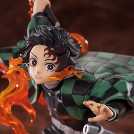 TANJIRO KAMADO KYOJURO RENGOKUS SWORD GUARD VERSION FIGURA 19,5 CM DEMON SLAYER: KIMETSU NO YAIBA FIGUARTS ZERO