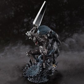 GUTS BERSERKER ARMOR FIGURA 35 CM BERSERK FIGUARTS ZERO TOUCHE METALLIQUE