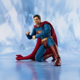 SUPERMAN FIGURA 16,5 CM SUPERMAN 2025 SH FIGUARTS