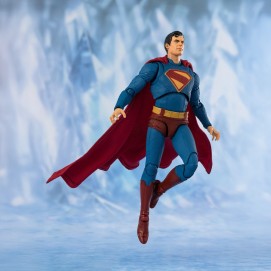 SUPERMAN FIGURA 16,5 CM SUPERMAN 2025 SH FIGUARTS