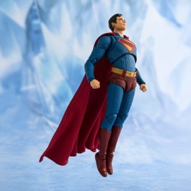 SUPERMAN FIGURA 16,5 CM SUPERMAN 2025 SH FIGUARTS