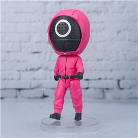 MASKED WORKER FIGURA 9 CM SQUID GAME FIGUARTS MINI