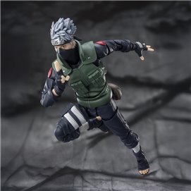 HATAKE KAKASHI THE FAMED SHARINGAN HERO VER. FIG. 15 CM NARUTO SHIPPUDEN SH FIGUARTS RE-RU