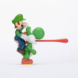 YOSHI FIGURA 11 CM SUPER MARIO BROS S.H. FIGUARTS RE-RUN